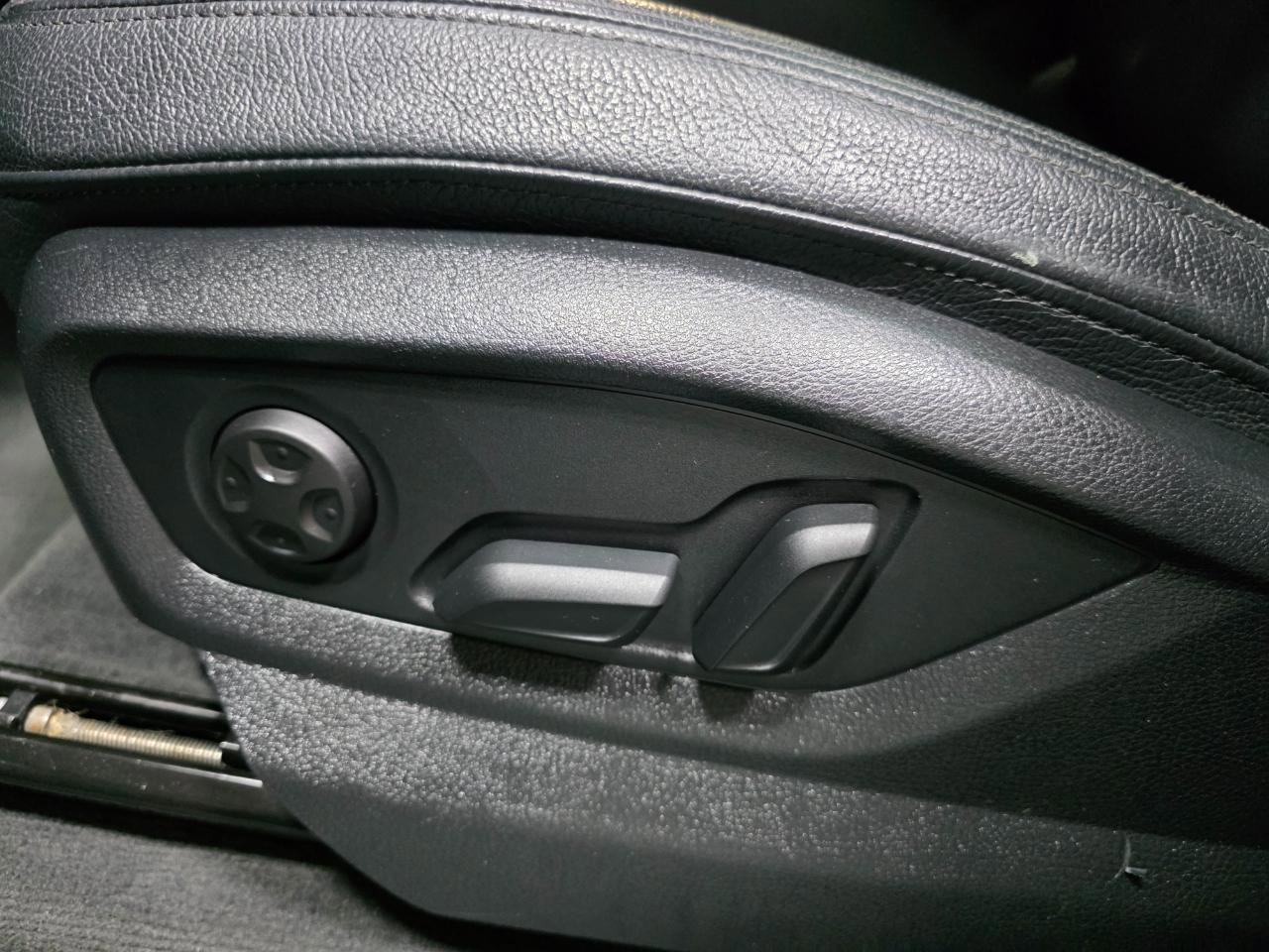 Used 2018 Audi Q7 3.0T Prestige w/ Prestige Package image 17