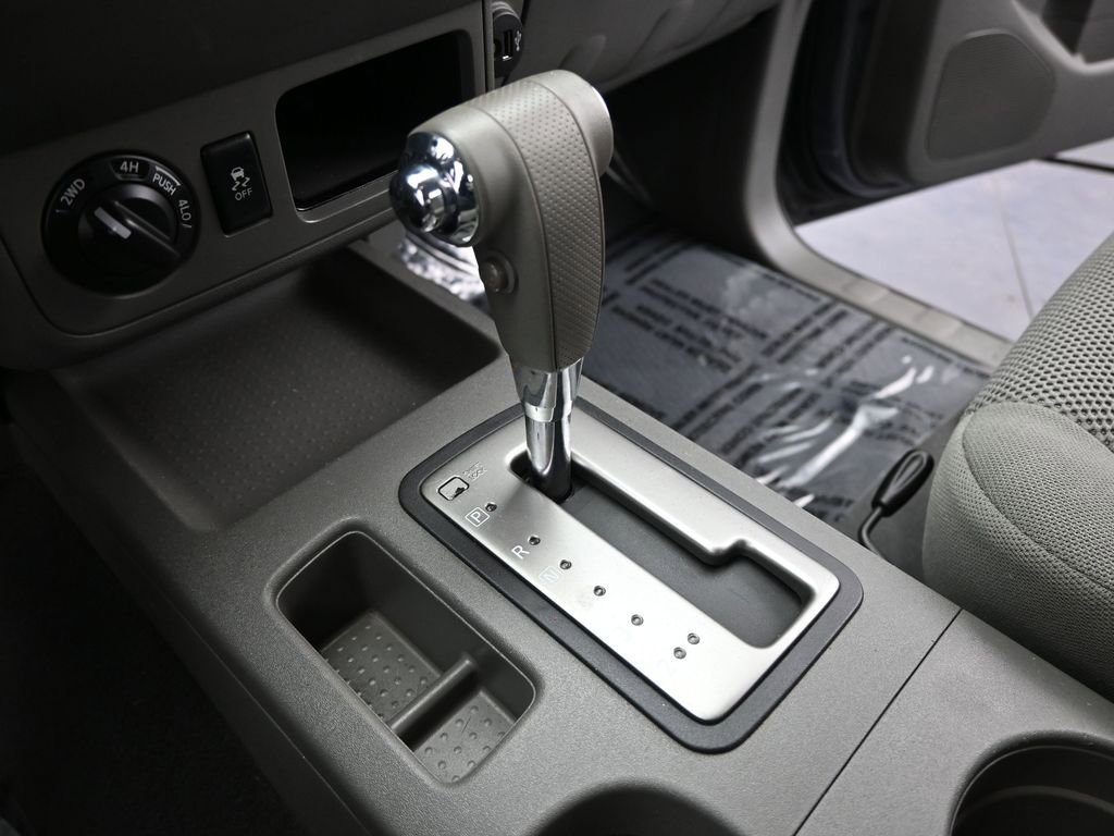 Used 2019 Nissan Frontier SV image 29