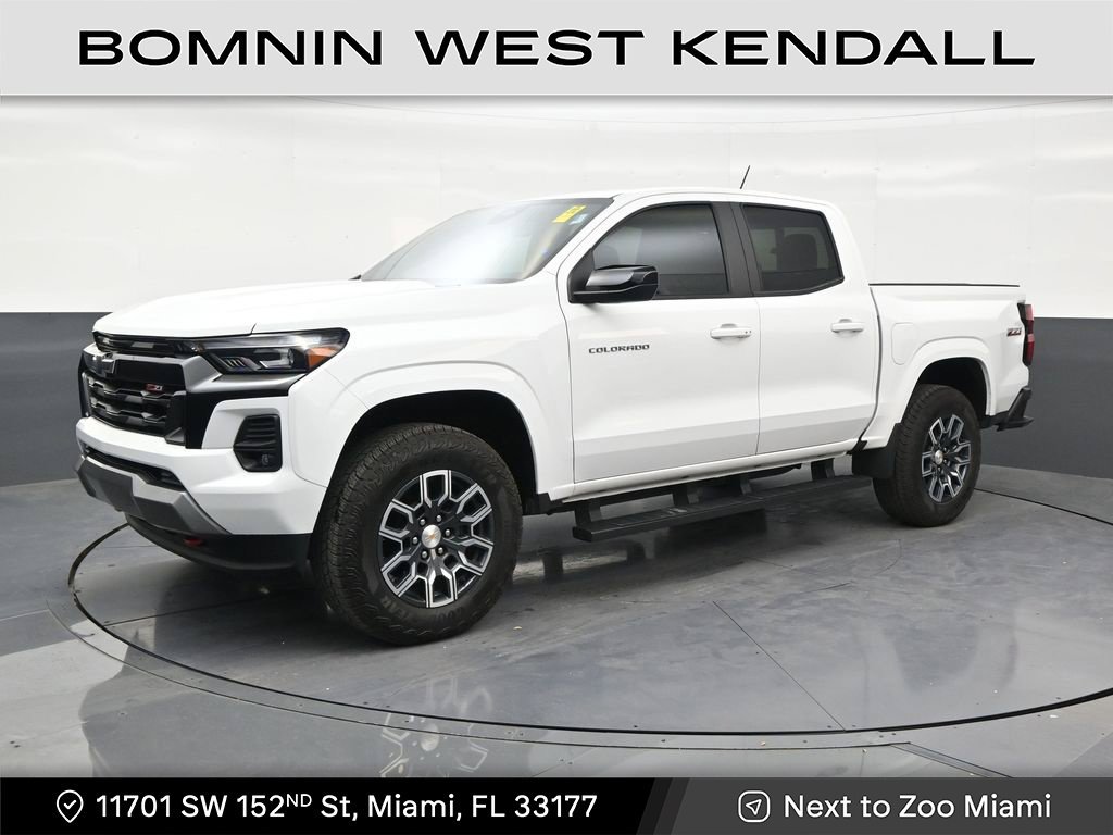 Used 2026 Chevrolet Colorado Z71 AWD/4WD image 1