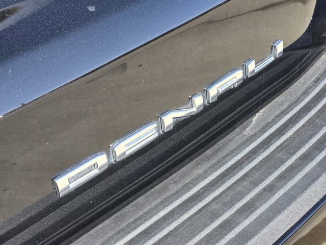 Used 2023 GMC Yukon Denali w/ LPO, Floor Liner Package image 16
