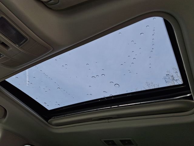 Used 2019 MAZDA CX-5 Touring image 18