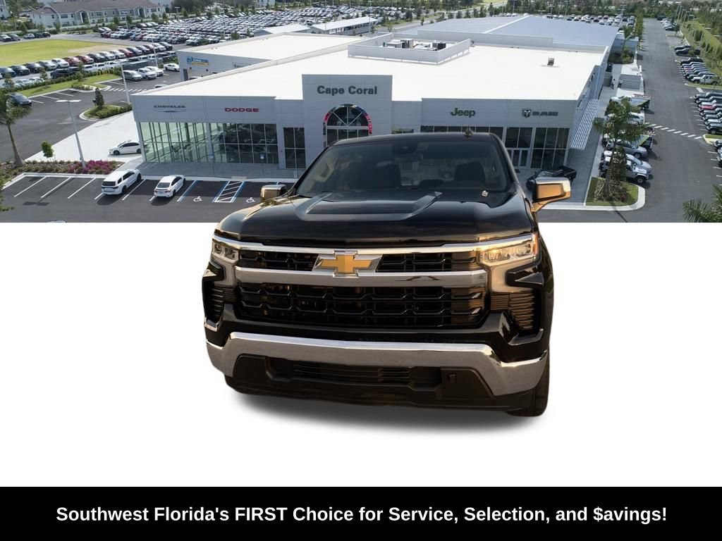 Used 2023 Chevrolet Silverado 1500 LT RWD image 2