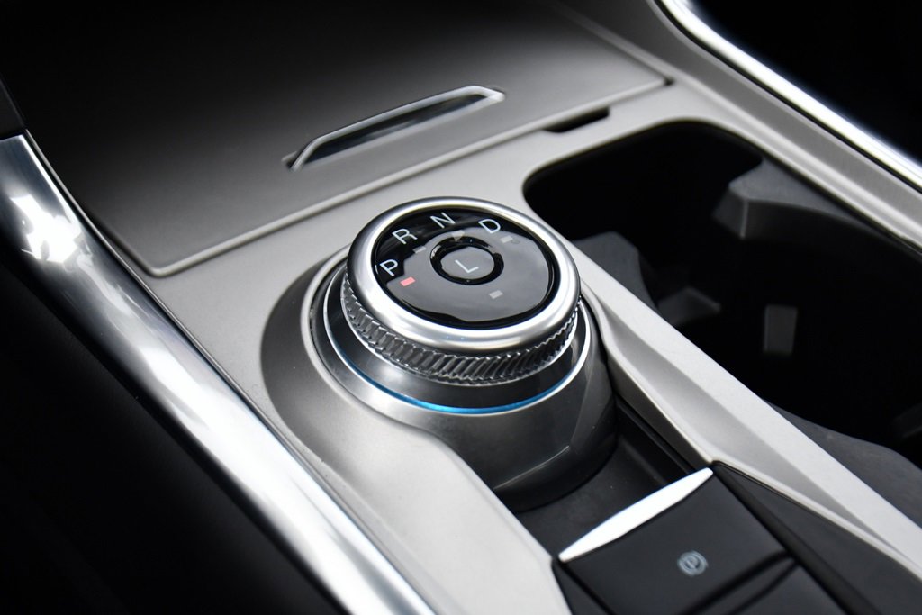 Used 2023 Ford Explorer XLT w/ Equipment Group 202A image 35