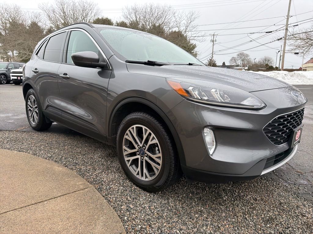 Used 2022 Ford Escape SEL image 3
