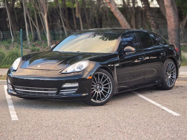 Used 2013 Porsche Panamera image 10