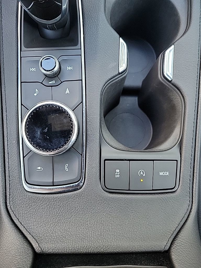 Used 2020 Cadillac XT4 Premium Luxury w/ Cold Weather Package image 29