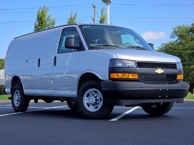 New 2026 Chevrolet Express 2500 w/ Driver Convenience Package RWD image 2
