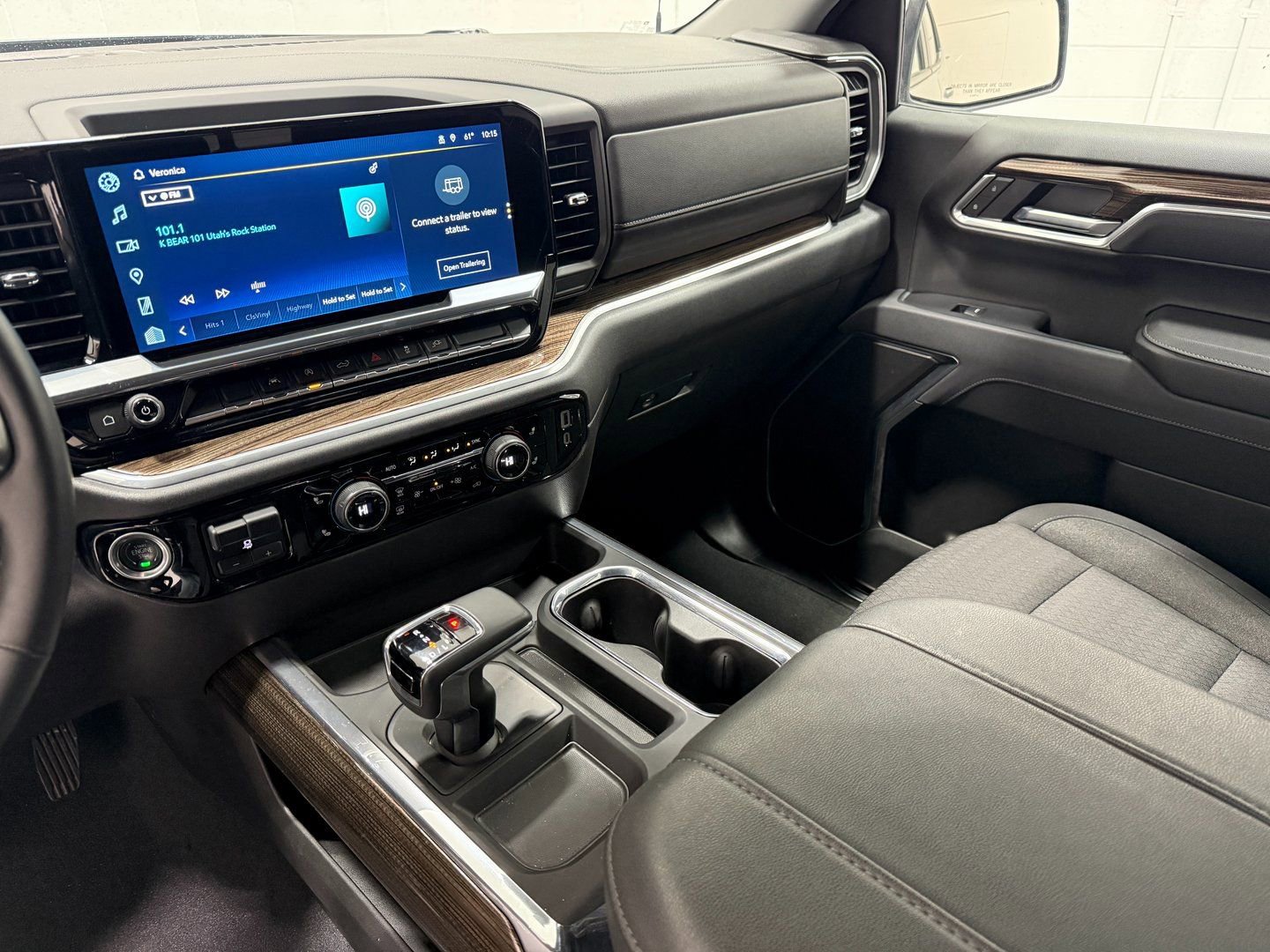 Used 2025 Chevrolet Silverado 1500 RST w/ Convenience Package II AWD/4WD image 12