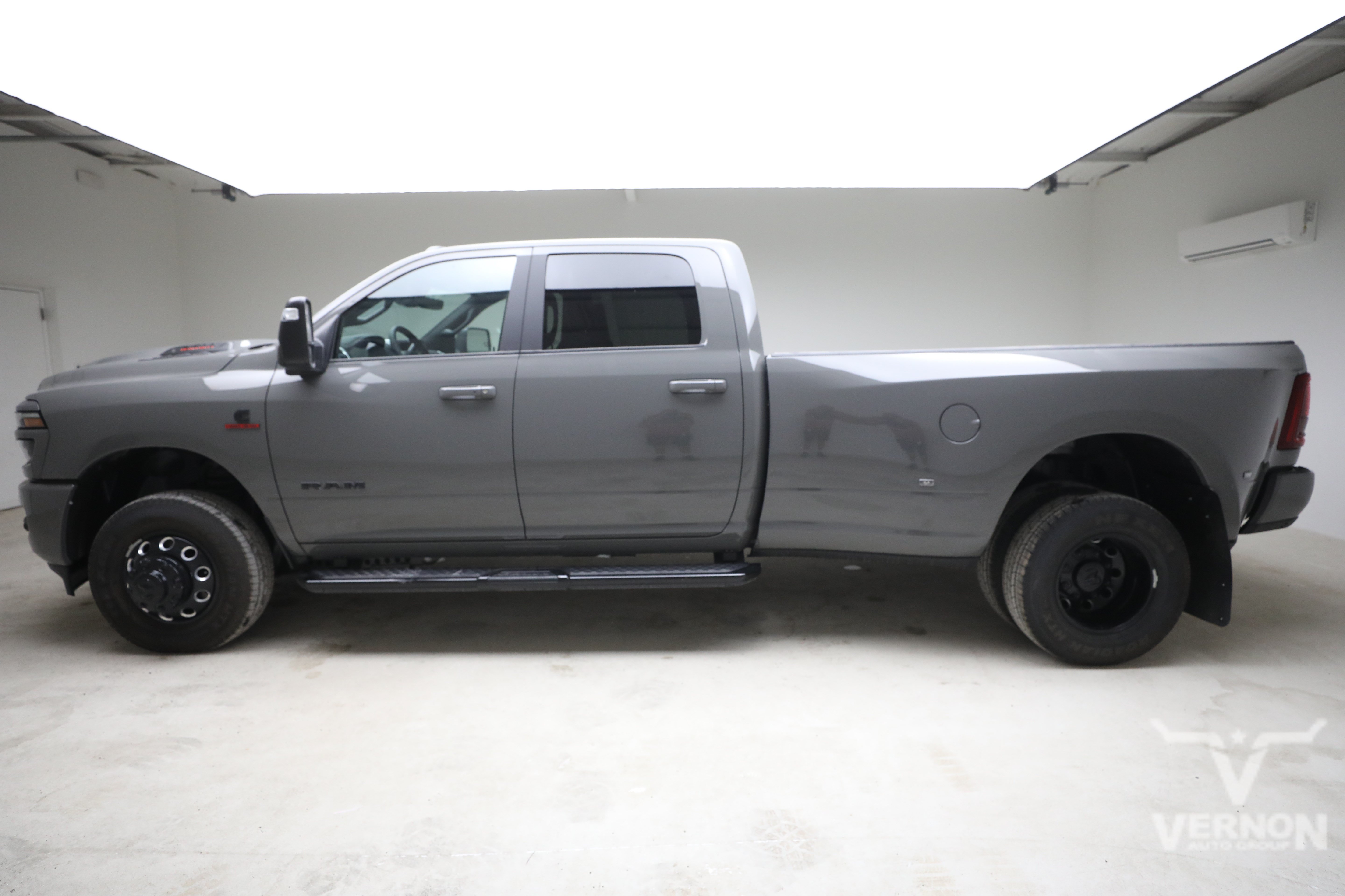 New 2026 RAM 3500 Laramie w/ Night Edition AWD/4WD image 2