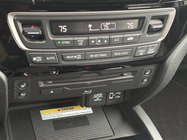 Certified 2020 Honda Pilot Elite image 23