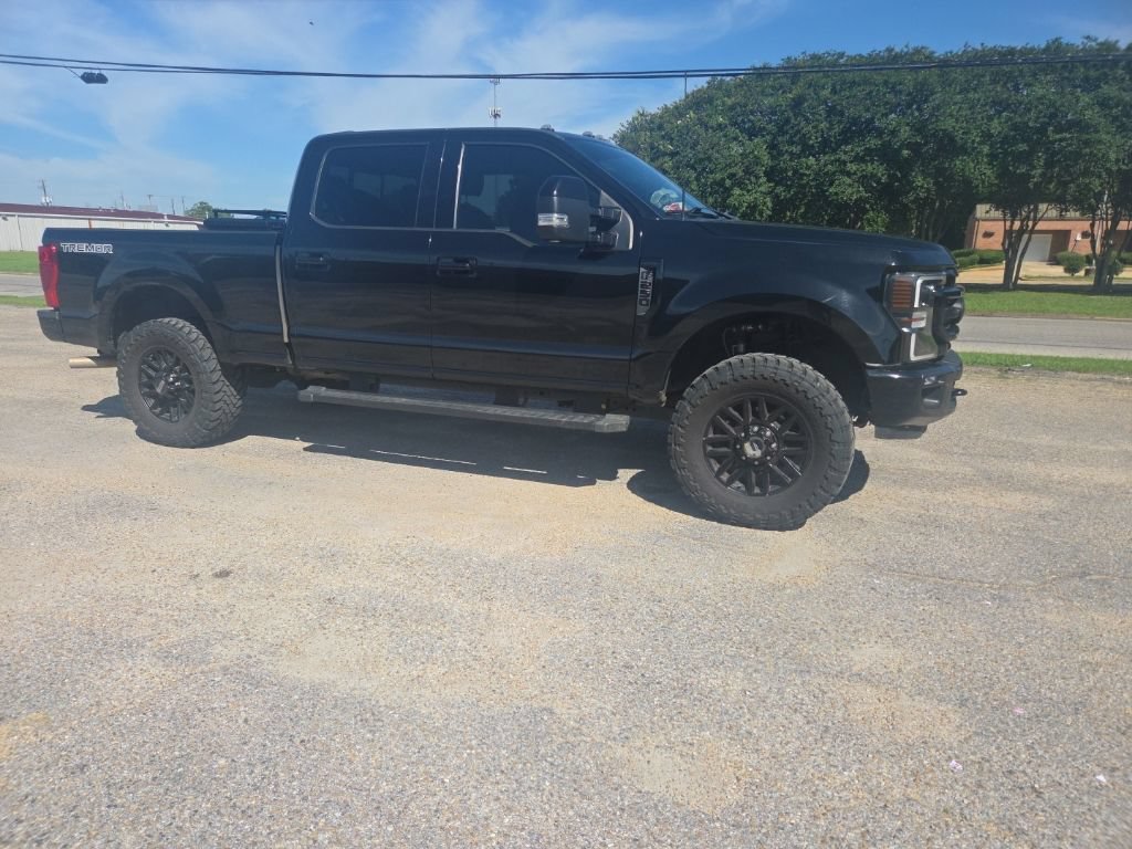 Used 2022 Ford F250 Lariat w/ Black Appearance Package AWD/4WD image 12