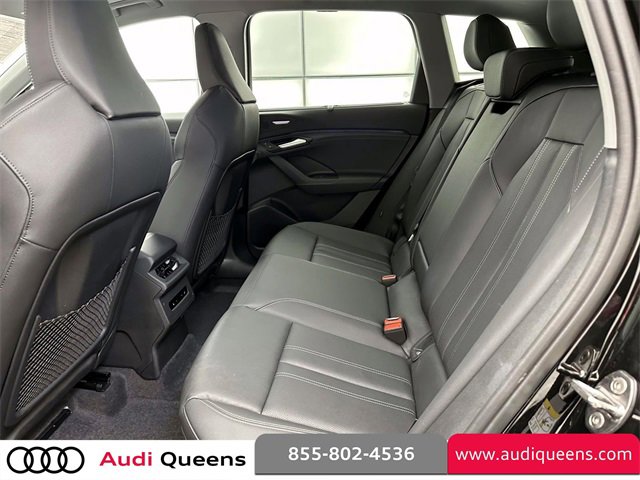 Used 2025 Audi Q6 e-tron Premium Plus image 13
