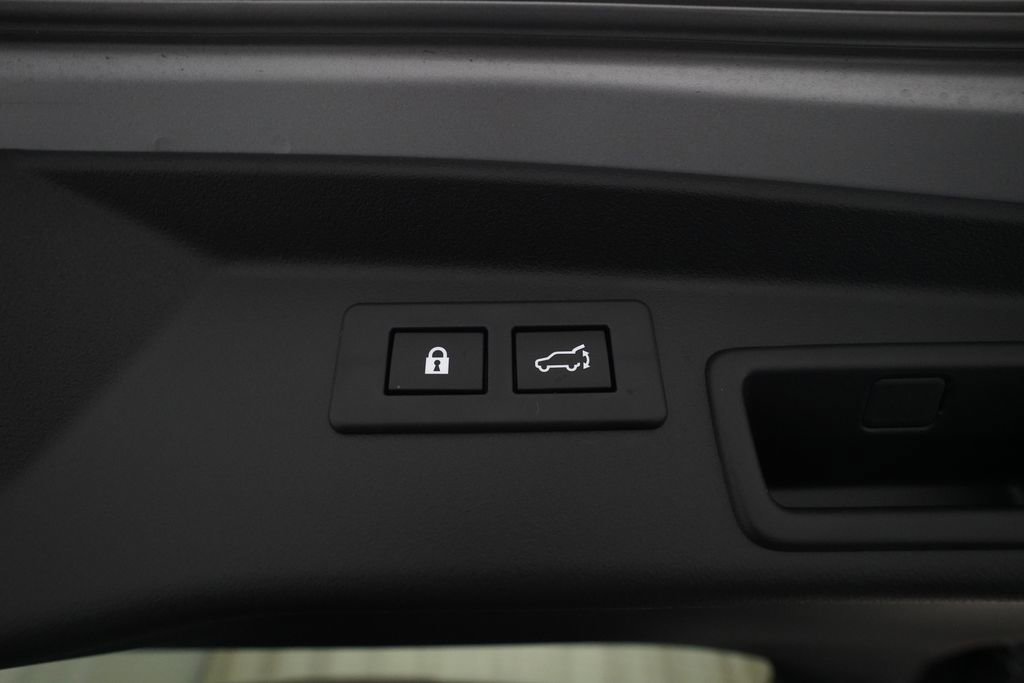 Certified 2026 Subaru Outback Limited AWD/4WD image 15