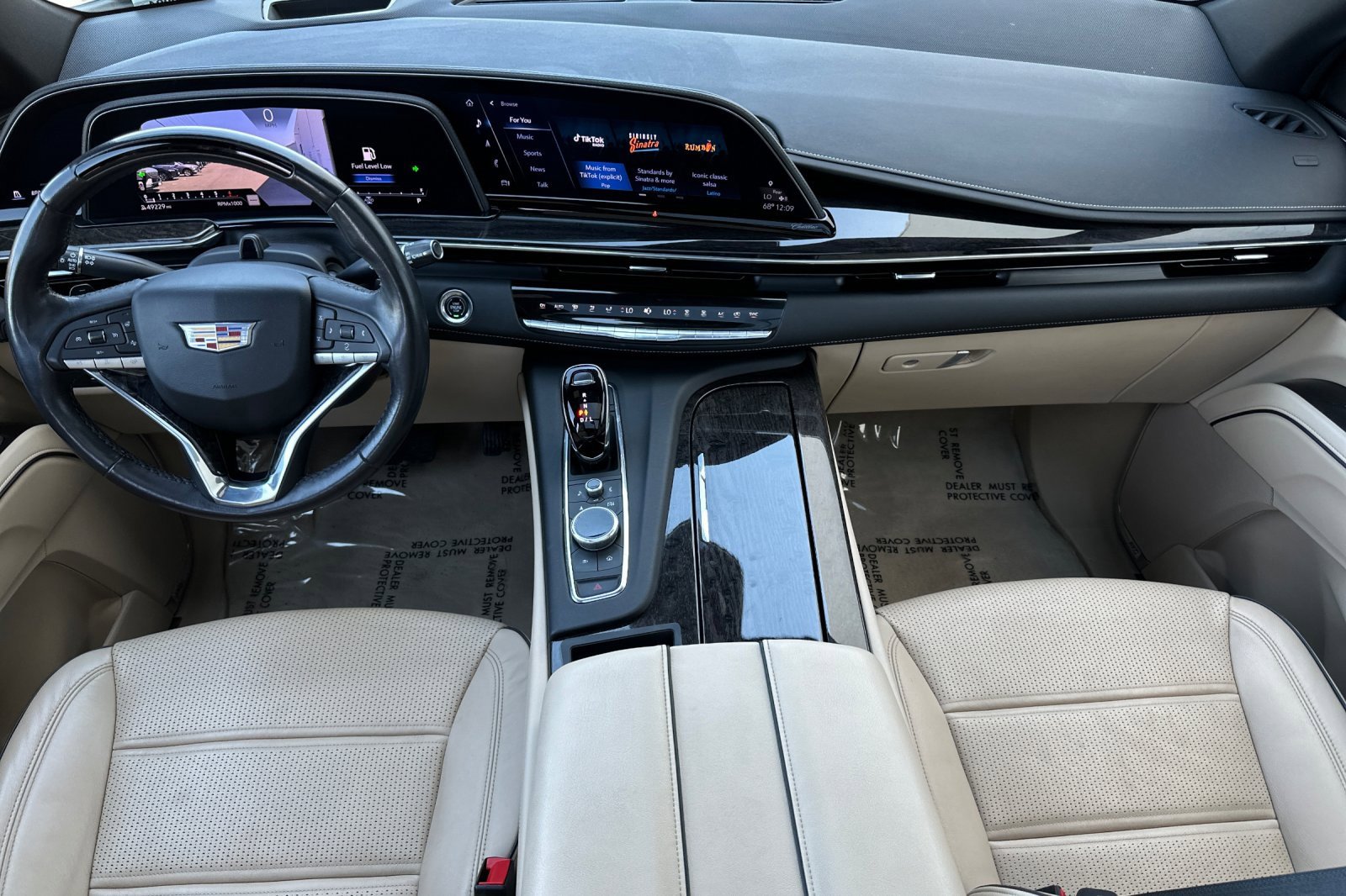 Certified 2023 Cadillac Escalade Premium Luxury w/ Performance Package image 15