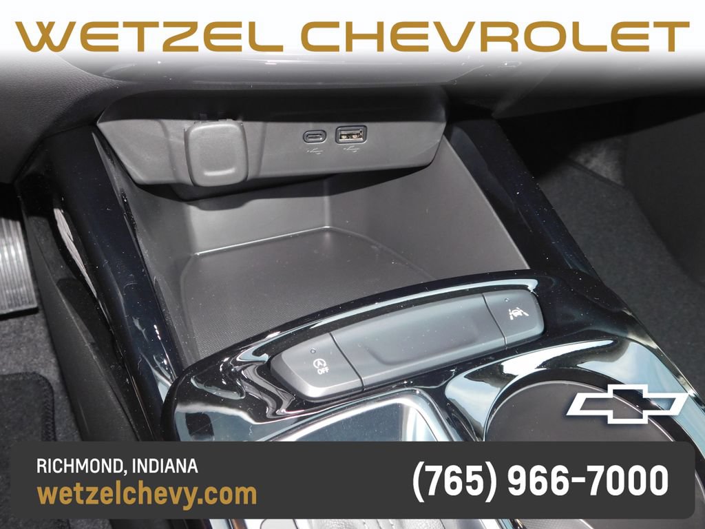 New 2026 Chevrolet Trax LT w/ Driver Confidence Package FWD image 32