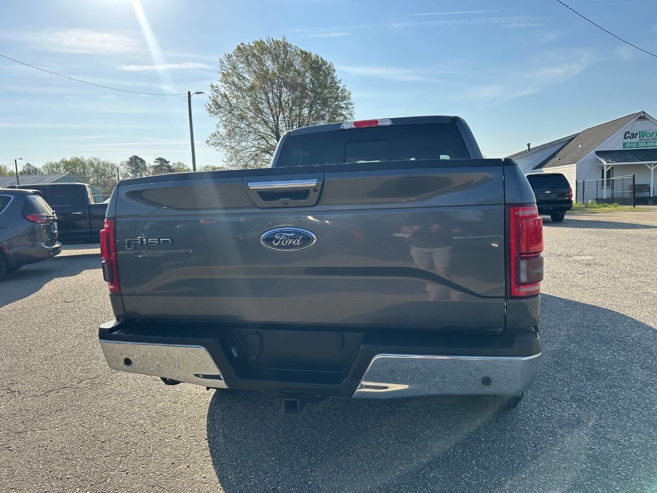 Used 2016 Ford F150 Lariat w/ Equipment Group 502A Luxury RWD image 18