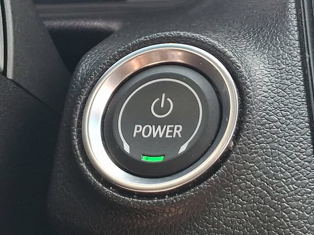 Used 2023 Chevrolet Bolt LT w/ Infotainment Package FWD image 18