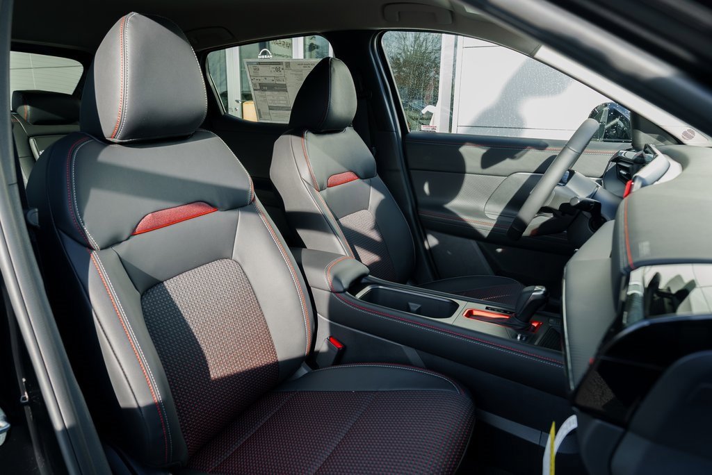 New 2026 Nissan Kicks SR image 25