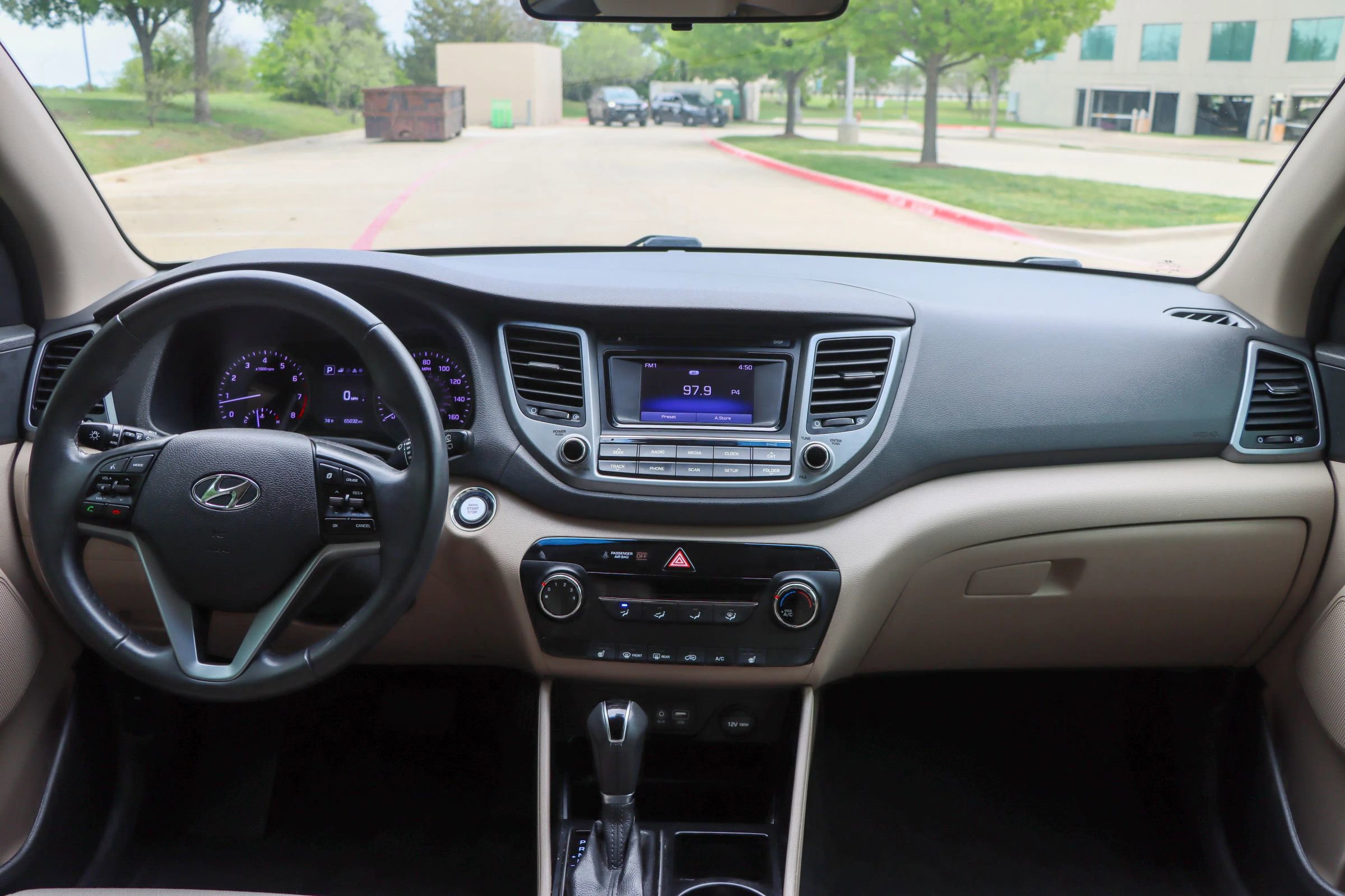 Used 2016 Hyundai Tucson Sport image 25