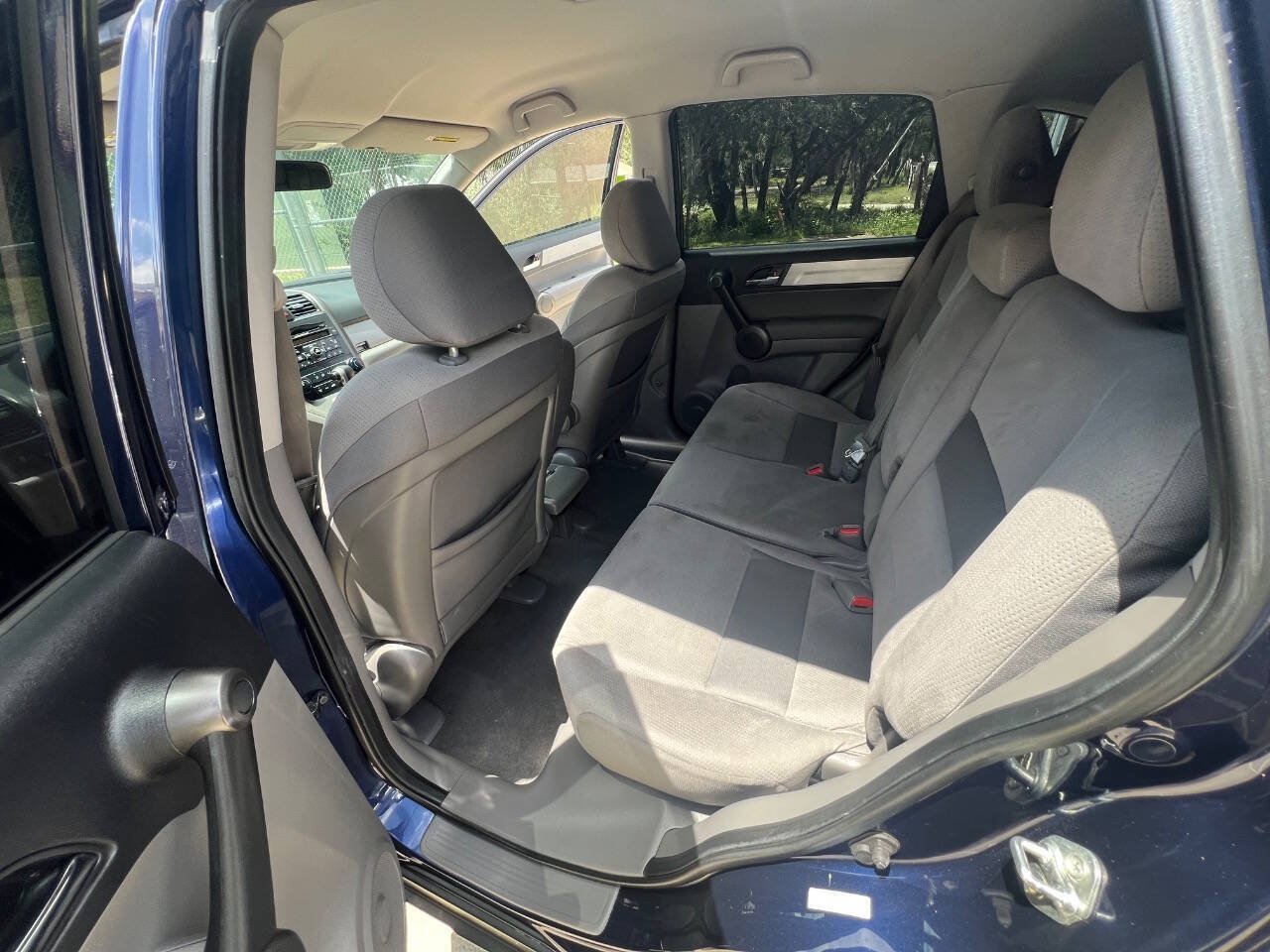 Used 2011 Honda CR-V SE image 24