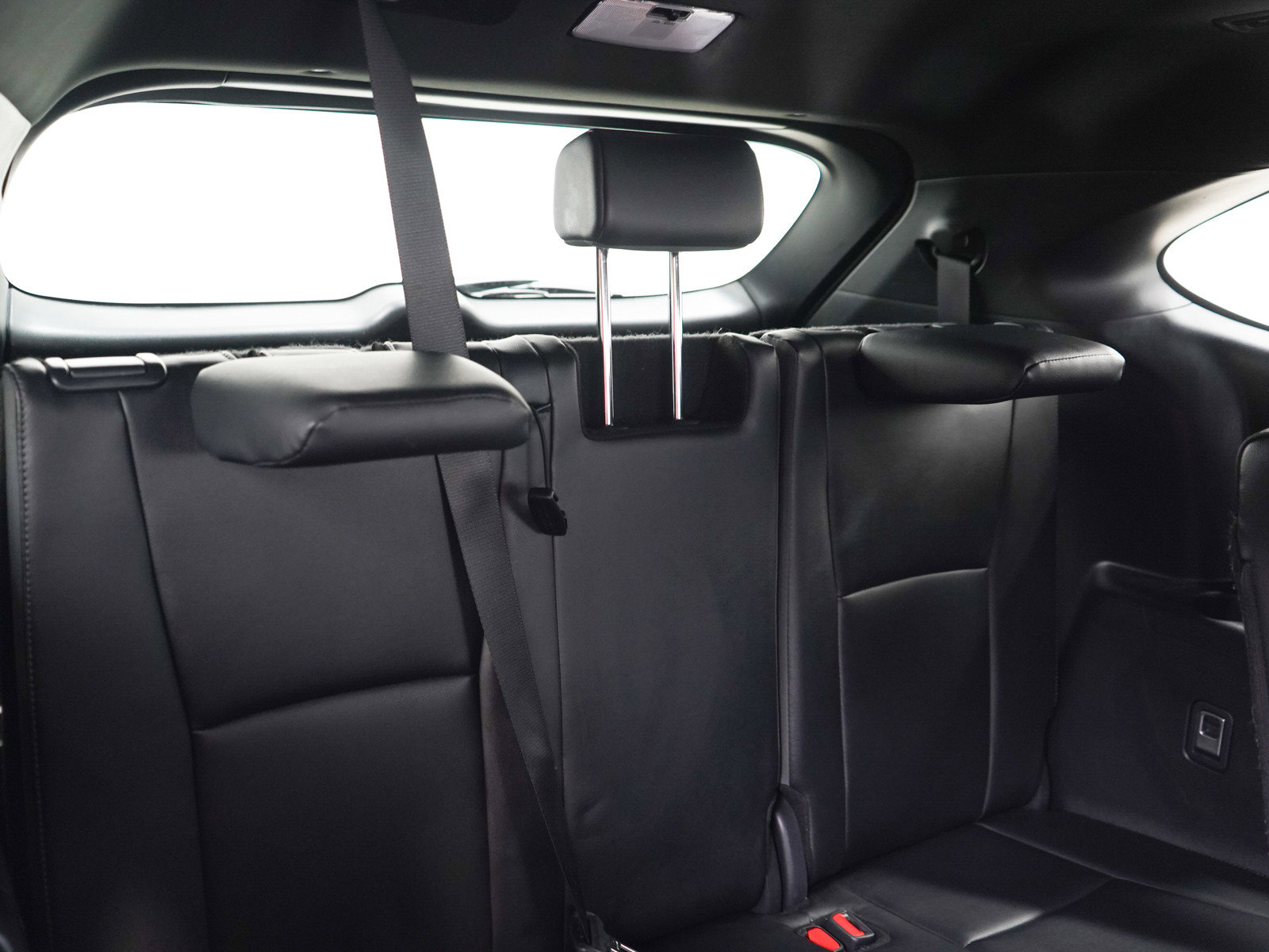 Used 2025 Toyota Highlander XSE AWD/4WD image 13