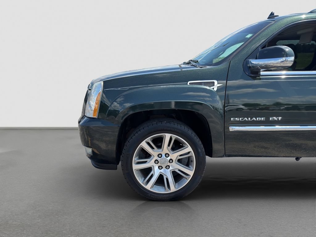 Used 2013 Cadillac Escalade EXT Premium AWD/4WD image 22