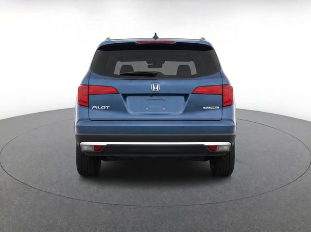 Used 2017 Honda Pilot Touring image 6