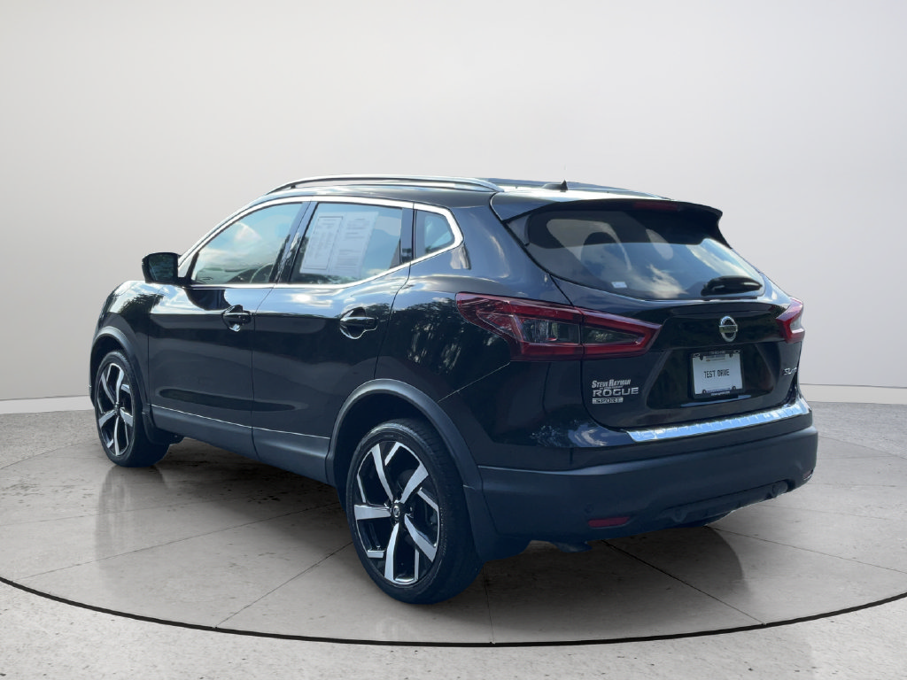 Used 2022 Nissan Rogue Sport SL AWD/4WD image 8