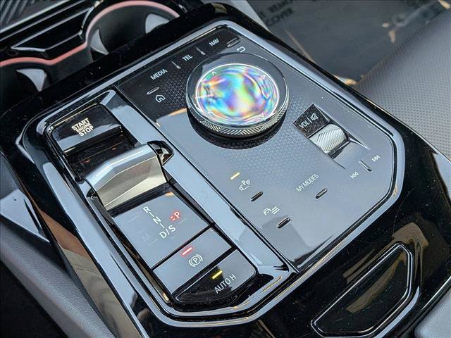 Certified 2026 BMW 540i xDrive AWD/4WD image 12