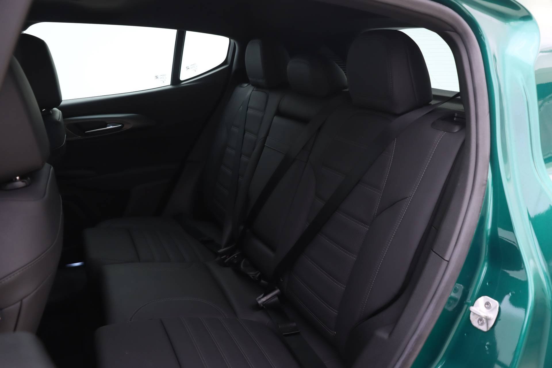 New 2024 Alfa Romeo Tonale Veloce image 10