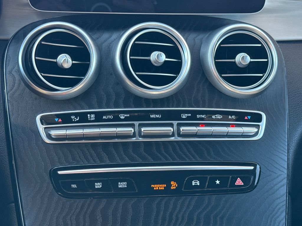 Used 2020 Mercedes-Benz GLC 300 image 20