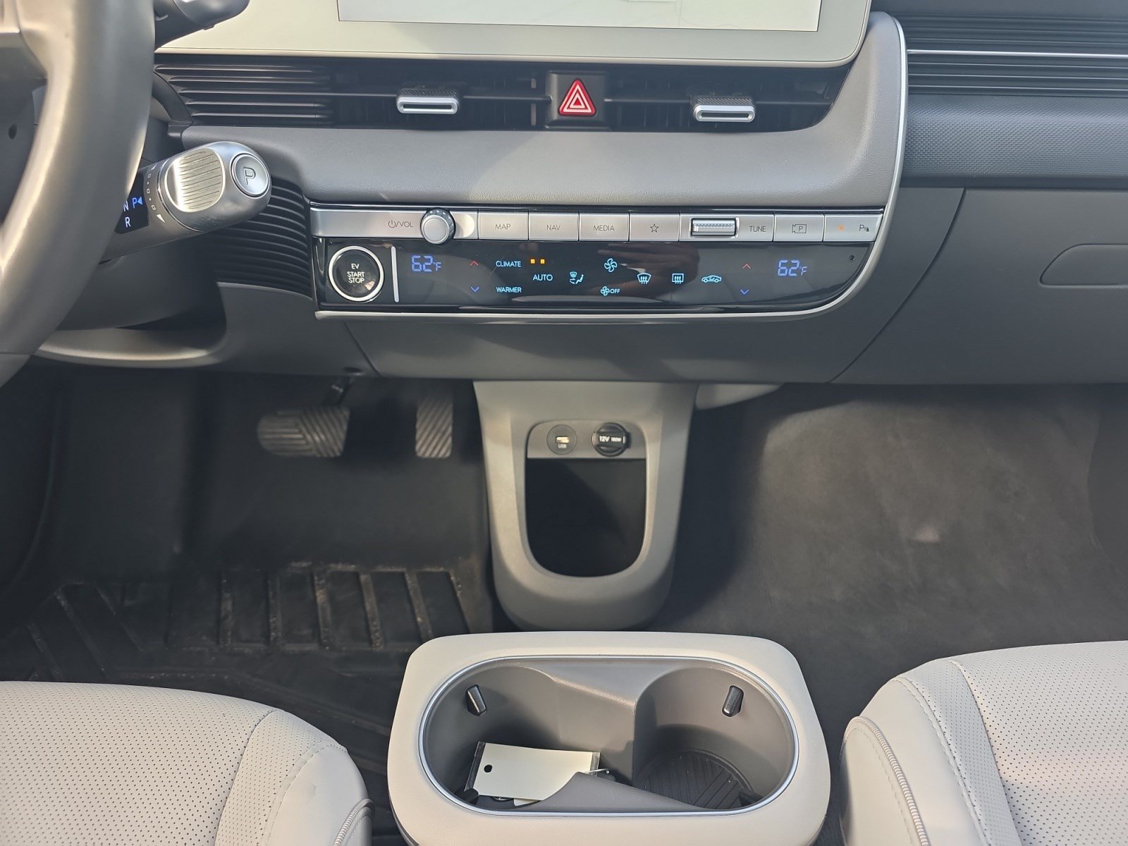 Certified 2023 Hyundai Ioniq 5 Limited w/ Cargo Package AWD/4WD image 13