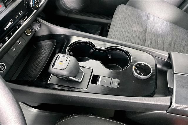 Used 2023 Nissan Rogue SV AWD/4WD image 19
