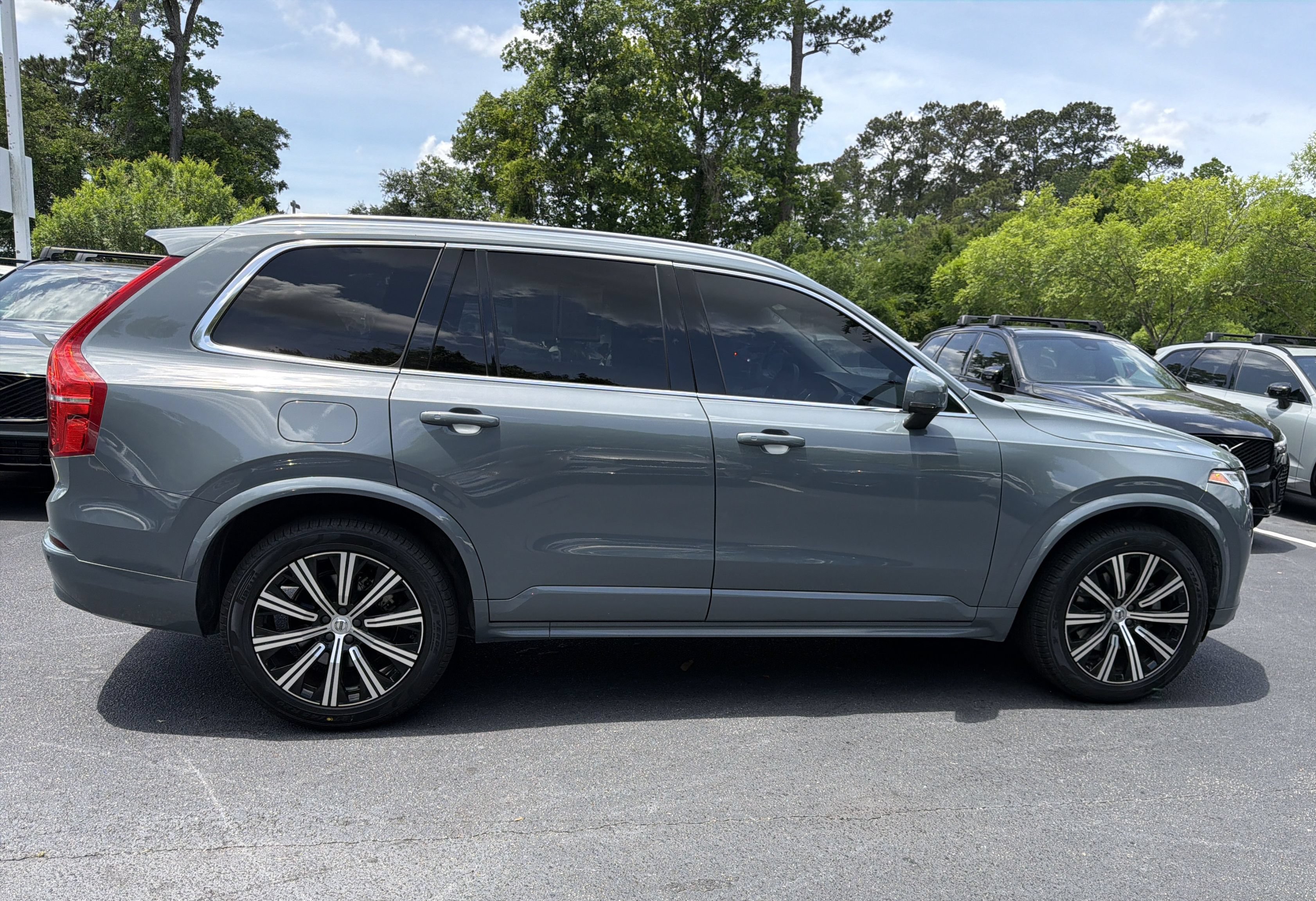 Used 2023 Volvo XC90 B5 Core AWD/4WD image 11