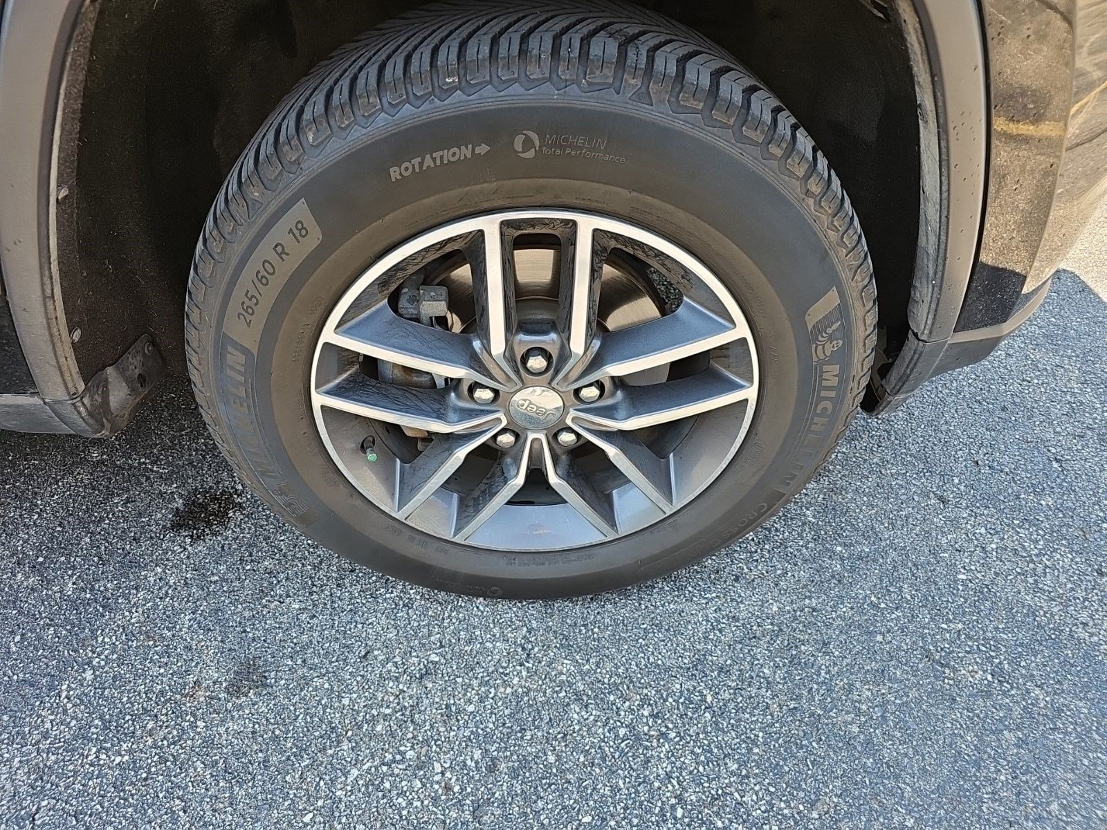 Used 2018 Jeep Grand Cherokee Limited AWD/4WD image 8