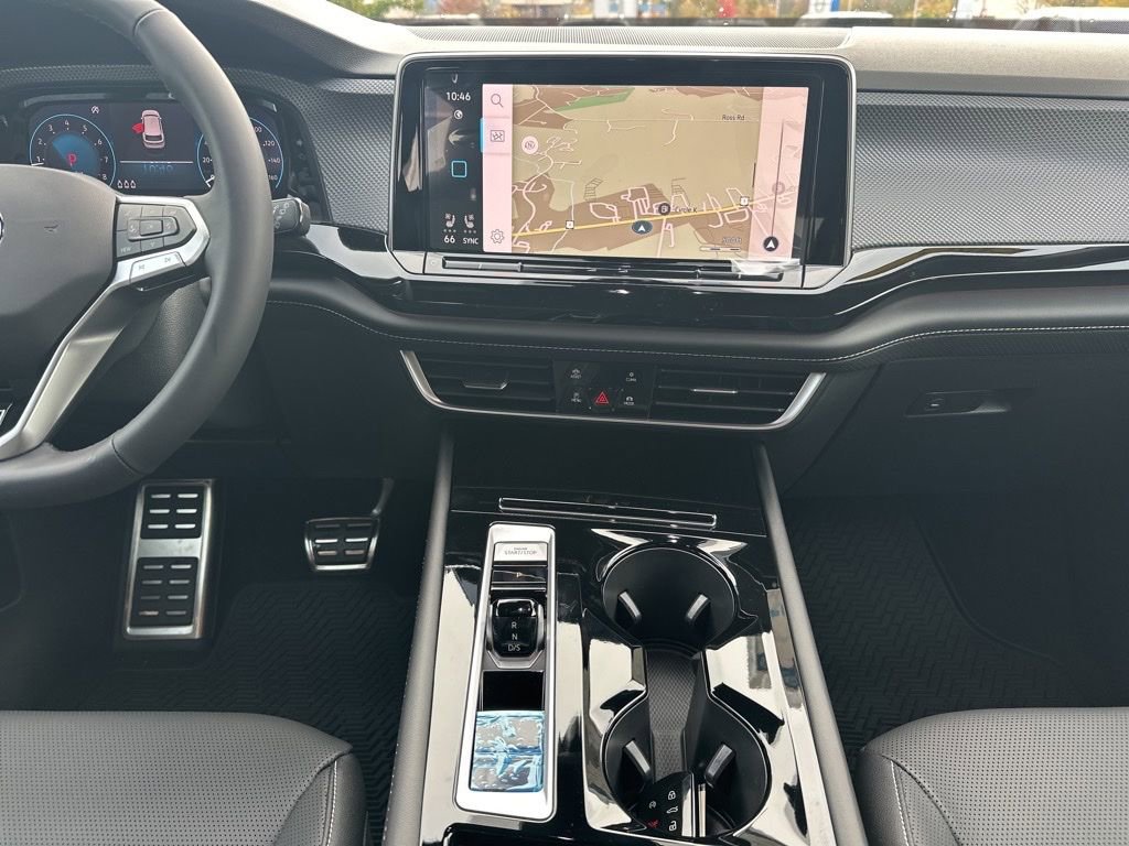 New 2026 Volkswagen Atlas Cross Sport SEL R-Line image 15