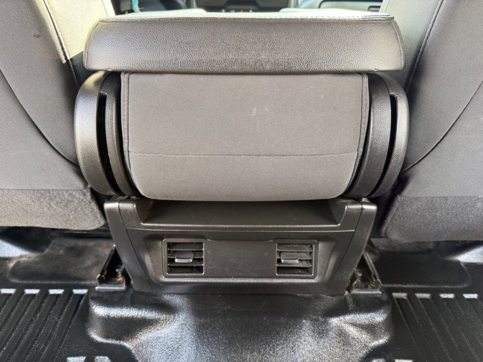 Used 2021 GMC Sierra 1500 4x4 Crew Cab w/ Sierra Value Package image 29