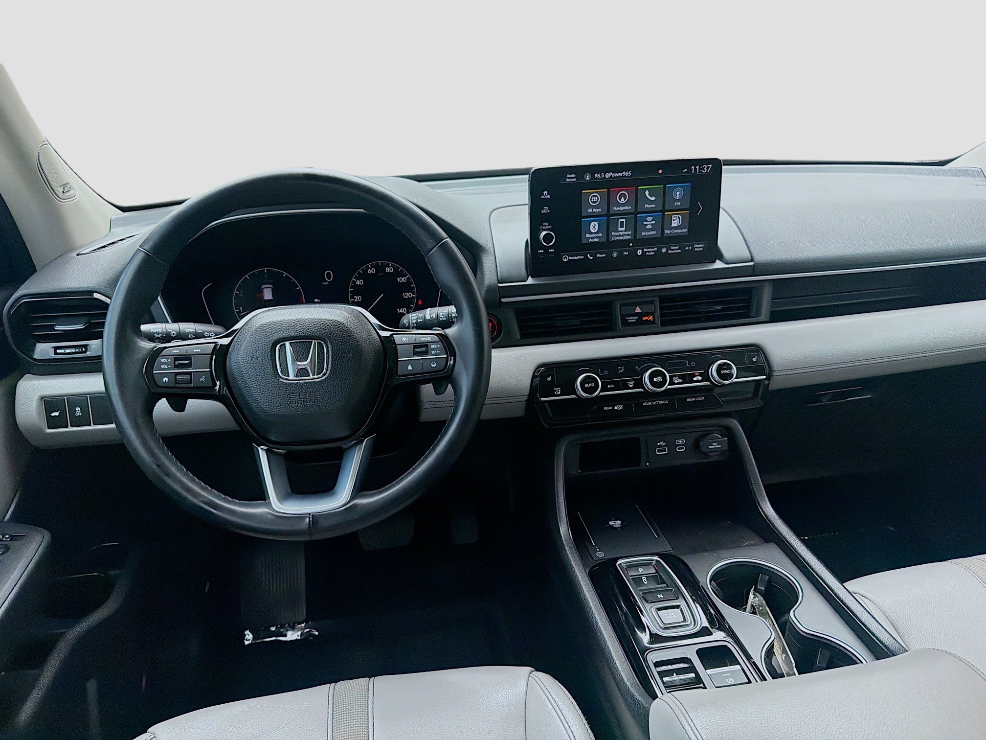 Used 2025 Honda Pilot Touring image 18
