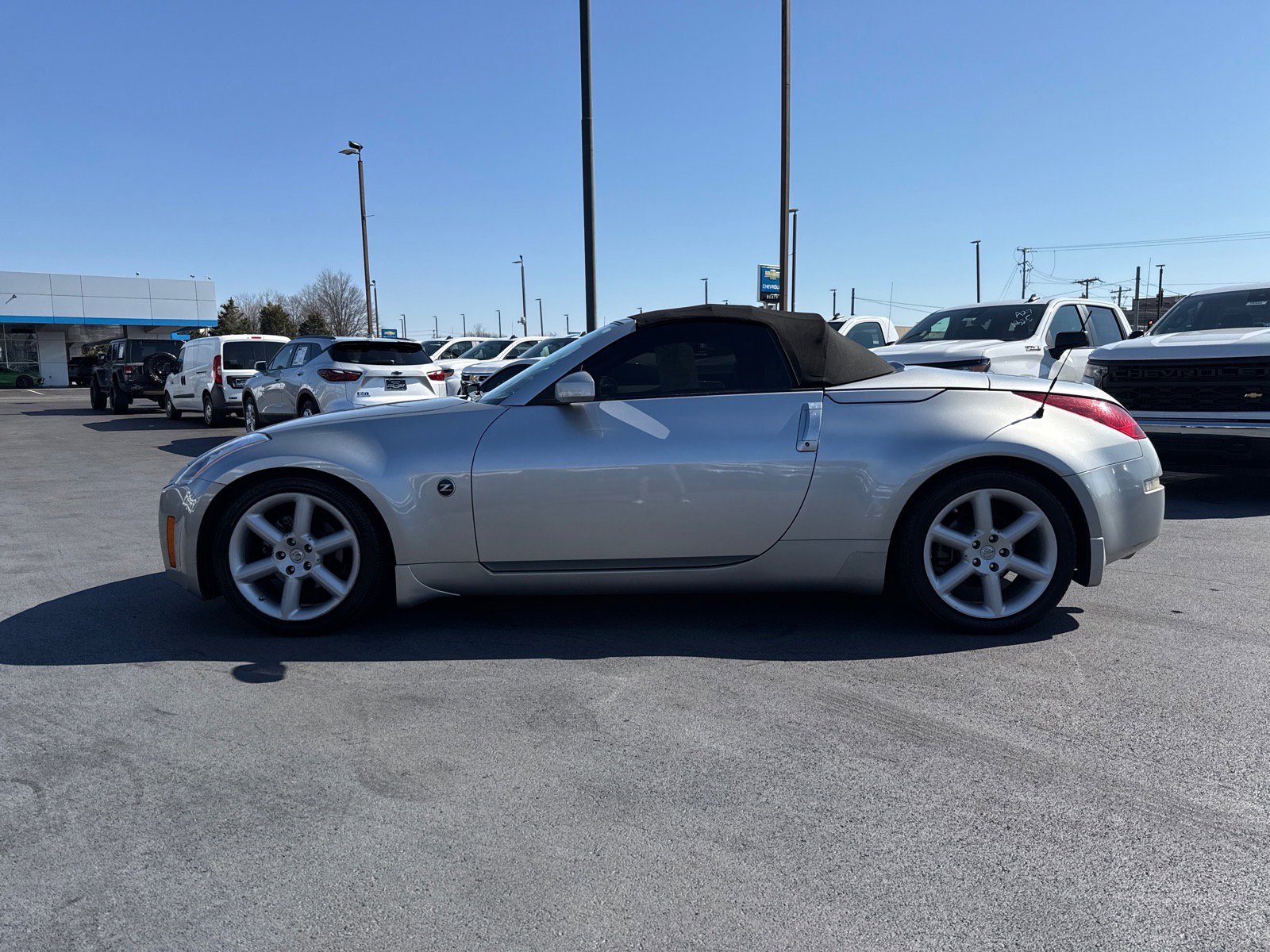 Used 2005 Nissan 350Z Touring image 6