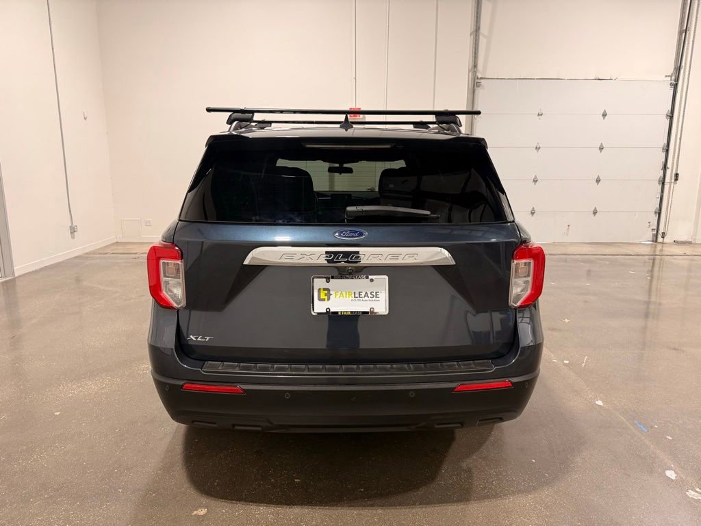 Used 2022 Ford Explorer XLT image 6