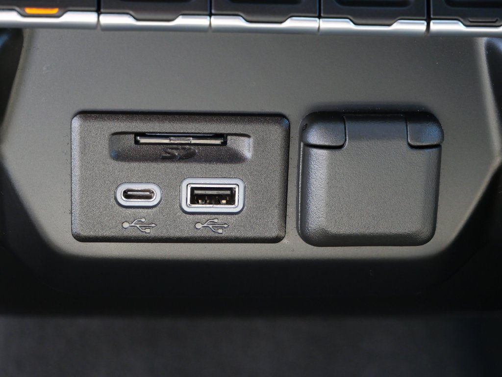 Certified 2019 GMC Sierra 1500 SLT AWD/4WD image 24