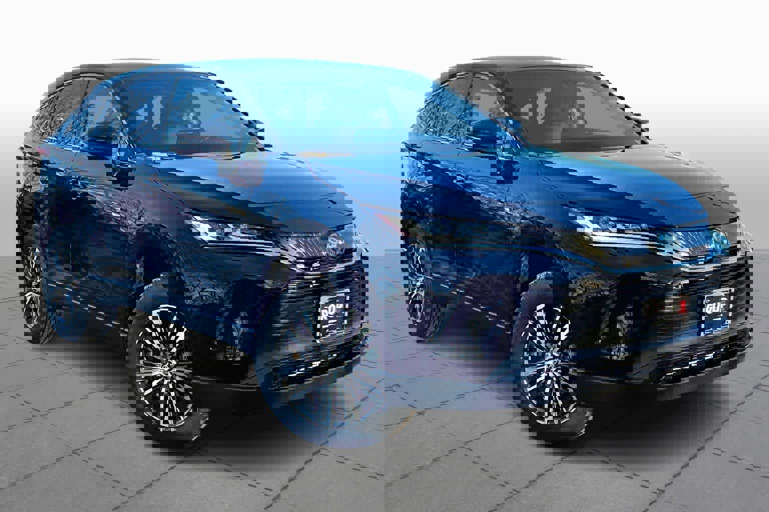 Certified 2024 Toyota Venza LE image 3