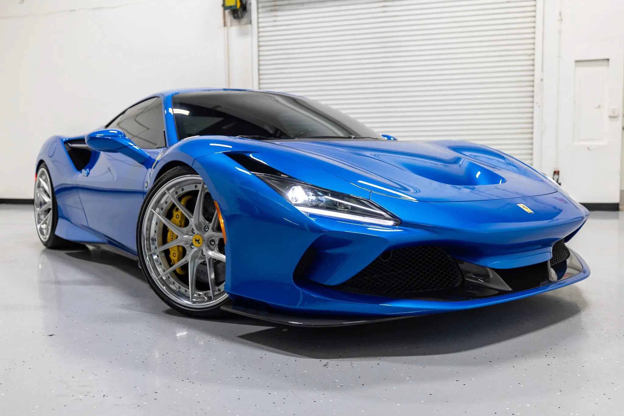 Used 2020 Ferrari F8 Tributo RWD image 34