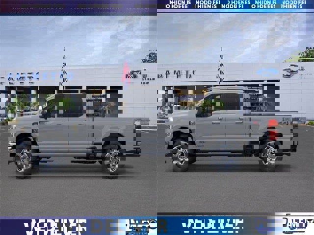New 2026 Ford F250 4x4 Crew Cab Super Duty image 3