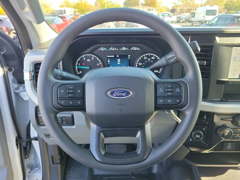 New 2026 Ford F350 XL w/ XL Chrome Package image 24