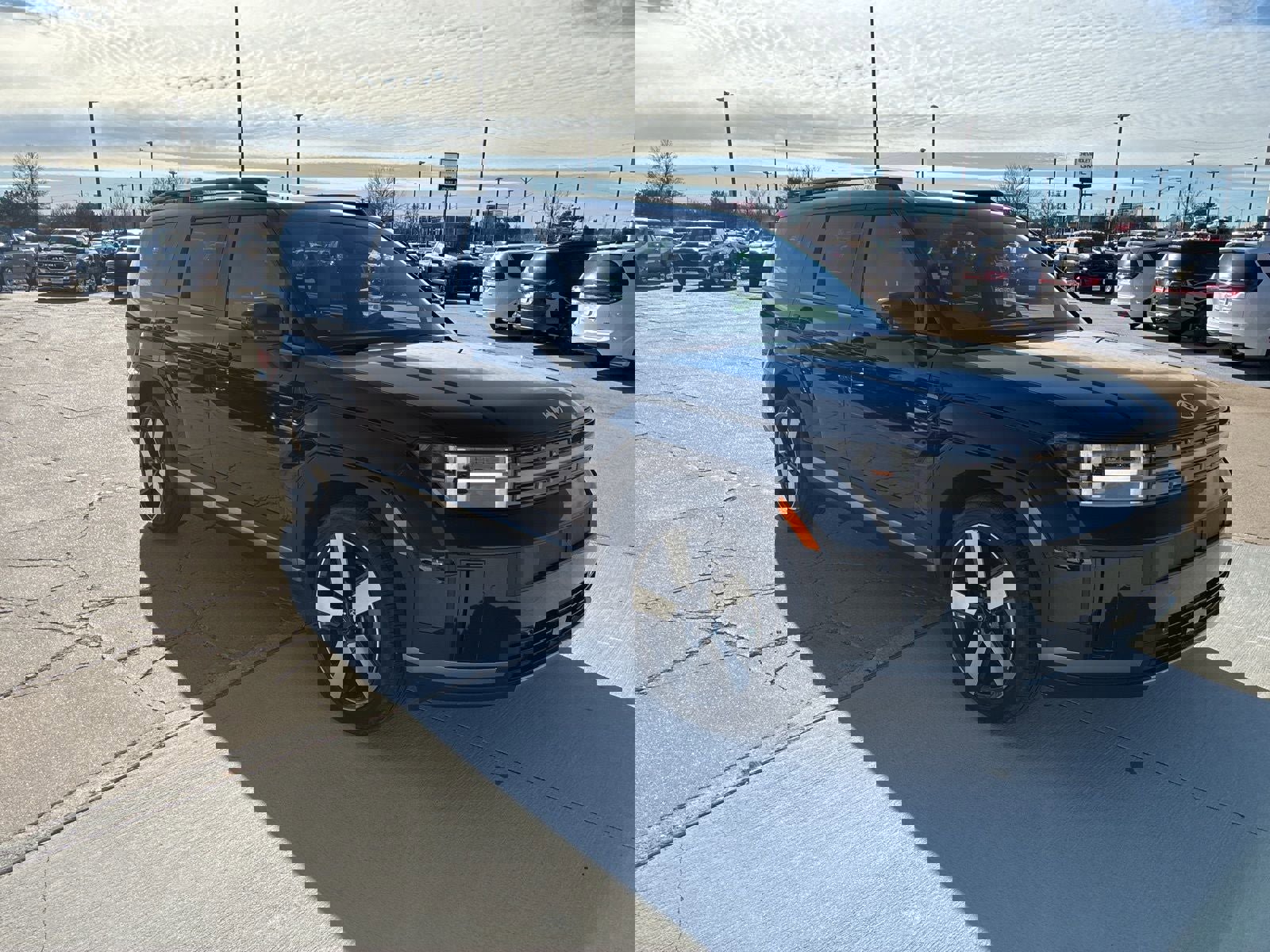 Used 2024 Hyundai Santa Fe Limited image 9