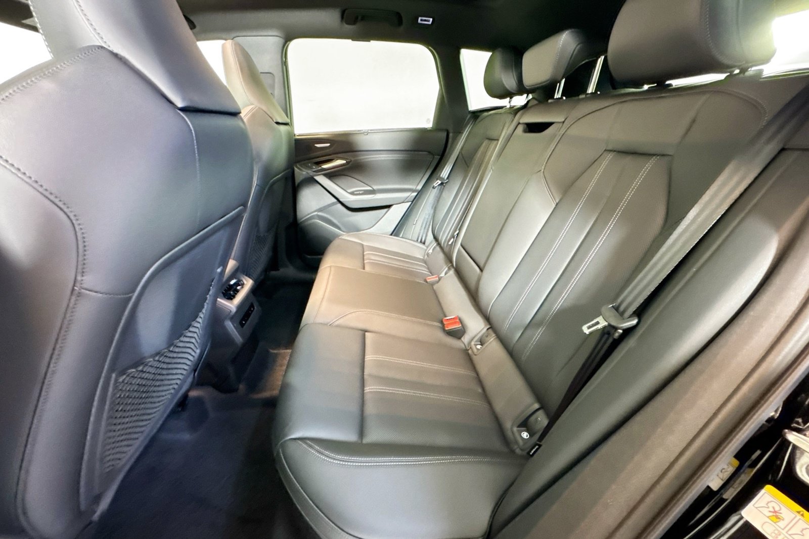 New 2027 Audi SQ6 e-tron Premium Plus AWD/4WD image 21