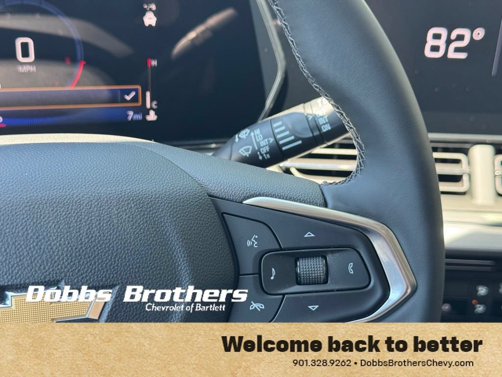 New 2026 Chevrolet Trax LT w/ Sunroof Package FWD image 18
