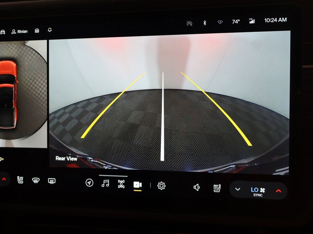 Used 2022 Rivian R1T Adventure image 45