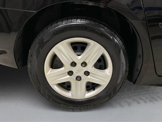 Used 2009 Chevrolet Impala LS FWD image 16